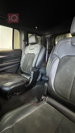 جیپ L گراند شیرۆکی